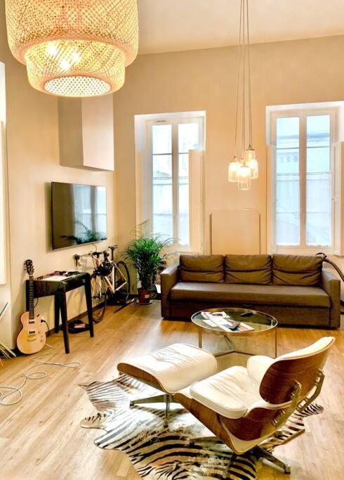 Charming Apartment In The Chartrons District Бордо Екстериор снимка